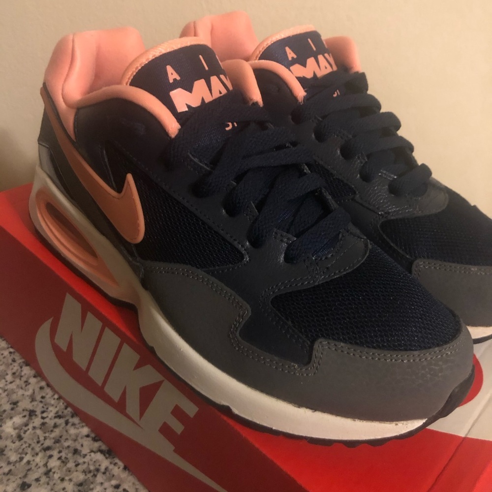 Women Nike Air Max Sz 6.5